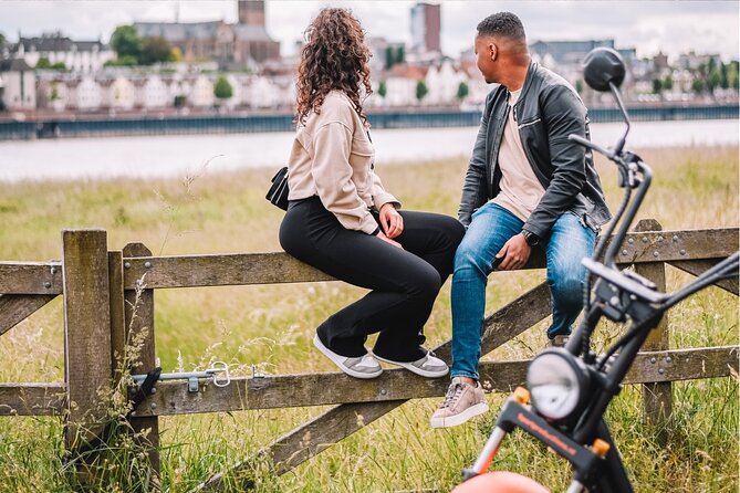 2 hour Private E-Chopper Tour in Nijmegen - Route options: suggested paths, puzzle-style fun, and phone navigation
