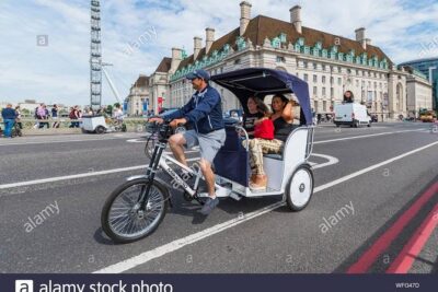 2 hours Amsterdam City Tour in Pedicab - A private pedicab tour that fits Amsterdam’s bike-first reality