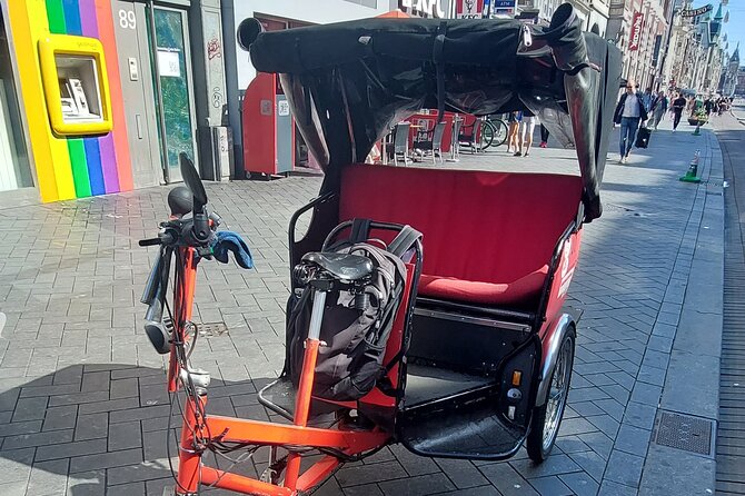 2 Hours Private Amsterdam Rickshaw Tour - Dam Square, the Red Light District, and the city’s “you’re here” moments