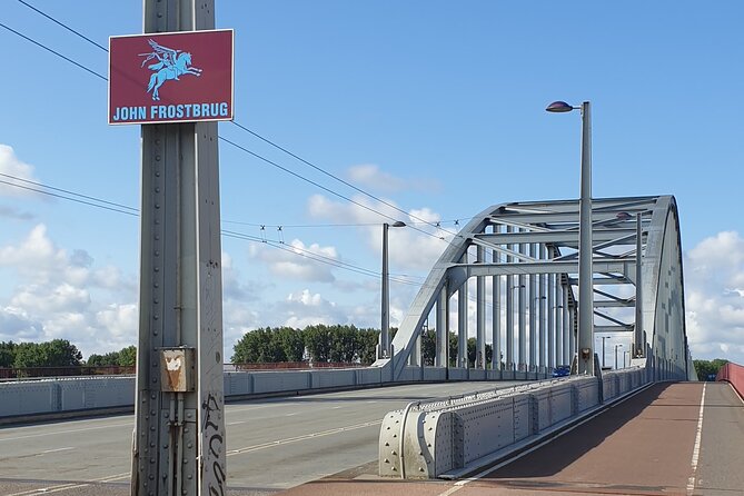 2,5 hour Battle of Arnhem Tour with Private Guide - The guide style that people rave about: unit details without drowning you