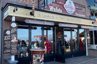 4h Private Tour from Ams to Volendam and Marken- Electric Car - The Marken block: lighthouse views, apple pie time, and optional stops