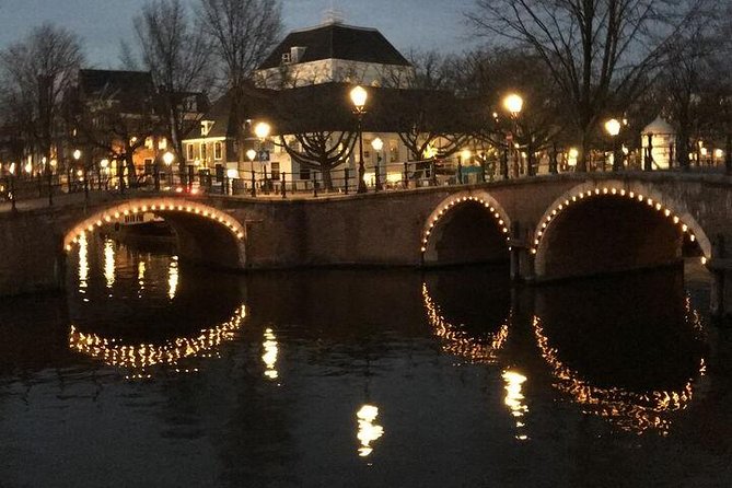 90-min Amsterdam Light Festival Tour - What to wear and bring so the night stays pleasant