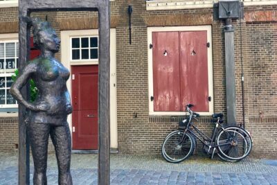 Absolutely Amsterdam - the Essential Introductory Walking Tour - Before you go: where to meet, how long it takes, and what to wear