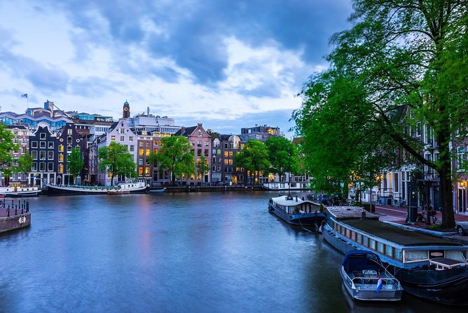 Airport Transfer: Schiphol Airport AMS to Amsterdam by Luxury Van - Price and Value: When $100.06 Per Person Actually Makes Sense