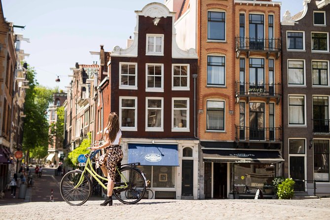 Amstagram Tour & Moco Experience - Professional photos and guide delivery: where the value really shows