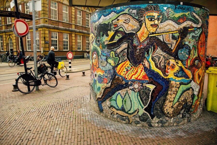 Amsterdam: 1.5-Hour Private Kick-Start Tour with a Local - Meeting at NH Collection Amsterdam Barbizon Palace: a straightforward start