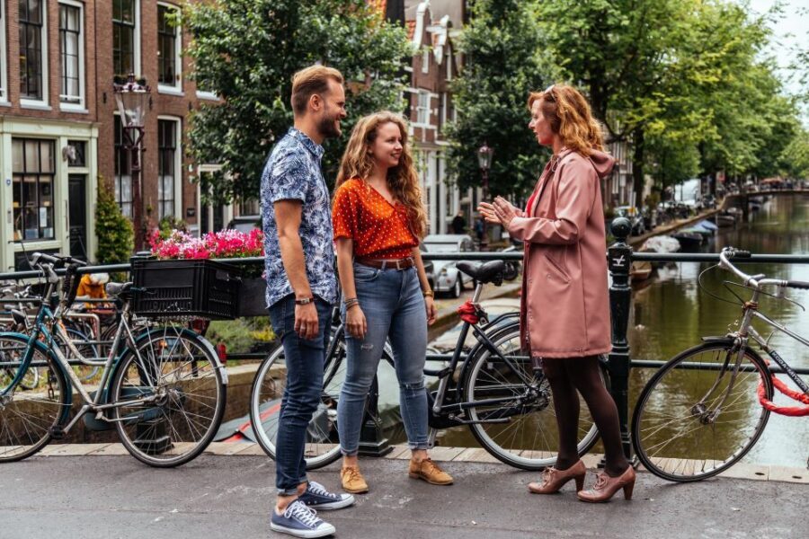Amsterdam: 1.5-Hour Private Kick-Start Tour with a Local - Price and value: is $93 per person fair for 1.5 hours?
