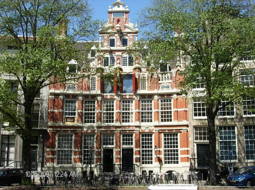 Amsterdam 1-Hour Rickshaw Tour - Passing the Red Light District and coffee shops, with context