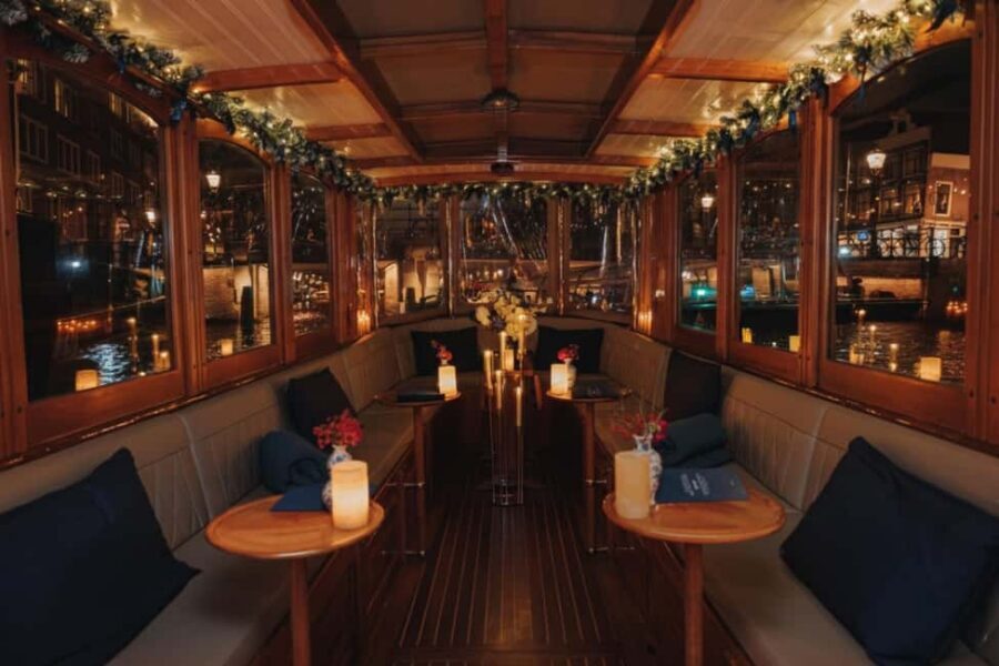 Amsterdam: 2-Hour Candle Light Cruise + Drinks & Snacks - What You’ll See: Skinny Bridge and Seven Bridges View at Night