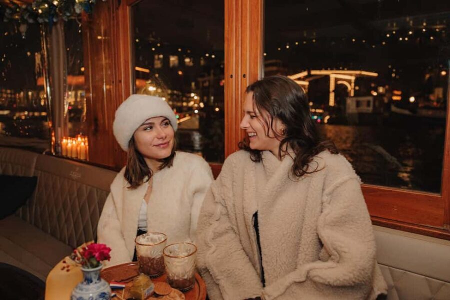 Amsterdam: 2-Hour Candle Light Cruise + Drinks & Snacks - FAQ