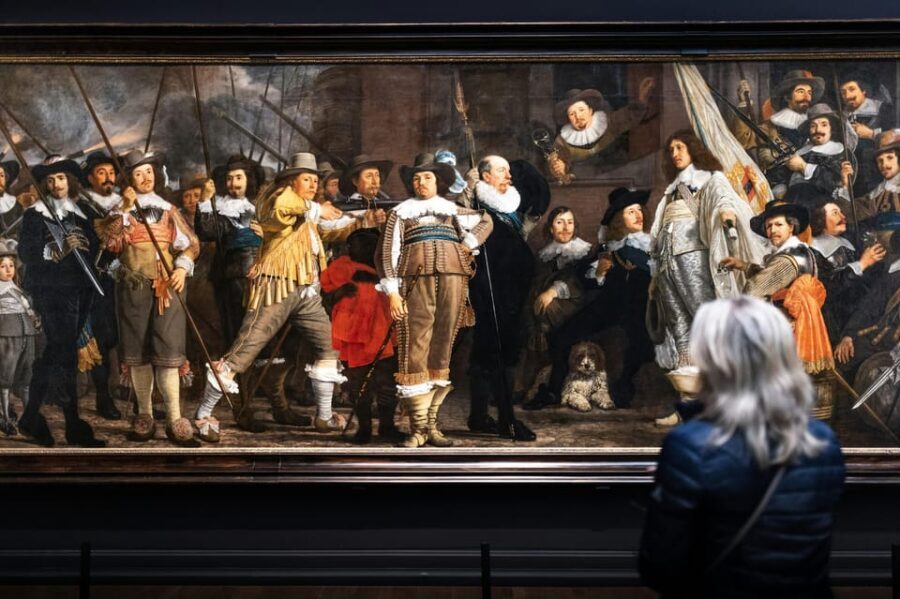 Amsterdam: 2-hour Rembrandt & Van Gogh walking tour - Oudemanhuispoort to Tivoli Doelen Hotel: stories between the big names