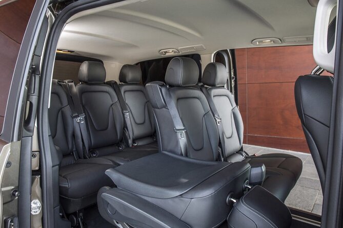 Amsterdam Airport Private Arrival Transfer by Luxury Van - Key Details That Make This Transfer Work