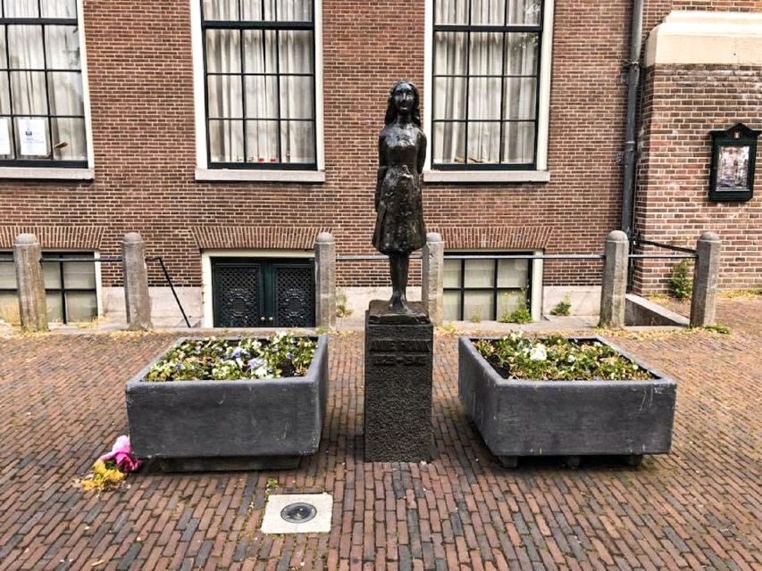 Amsterdam: Anne Frank and Jewish Quarter Guided Walking Tour - Key things you’ll notice on this tour