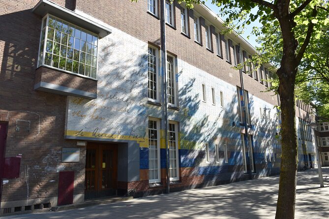 Amsterdam: Anne Frank Walking tour - Discover Her Story - What I Think Makes the Guide Work (and Why Reviews Mention Enthusiasm)