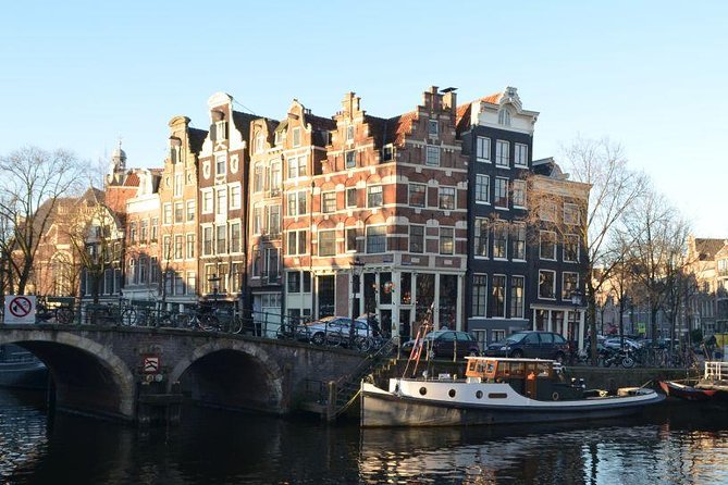 Amsterdam Architecture Tour - Late 17th-Century Solutions for Religious Minorities