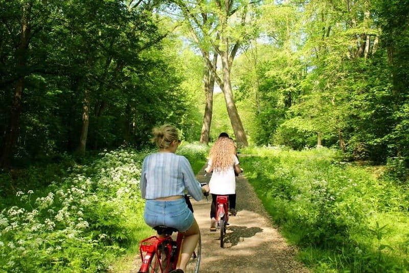 Amsterdam:: Bike Rental with Free Self-Guided Tour - How long it takes: don’t bet your day on a fast pace