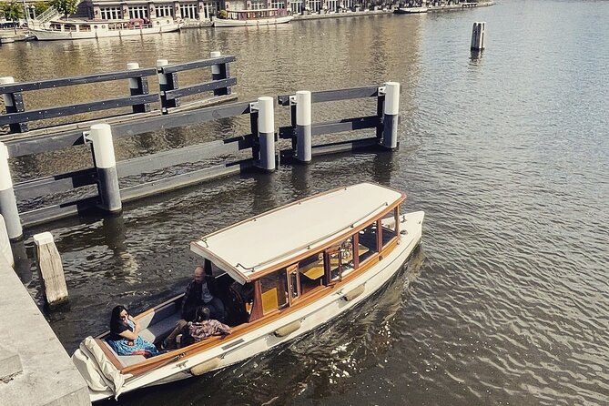 Amsterdam Breakfast Cruise on Private Luxury Boat - The 2-hour window and the value of choosing your departure time