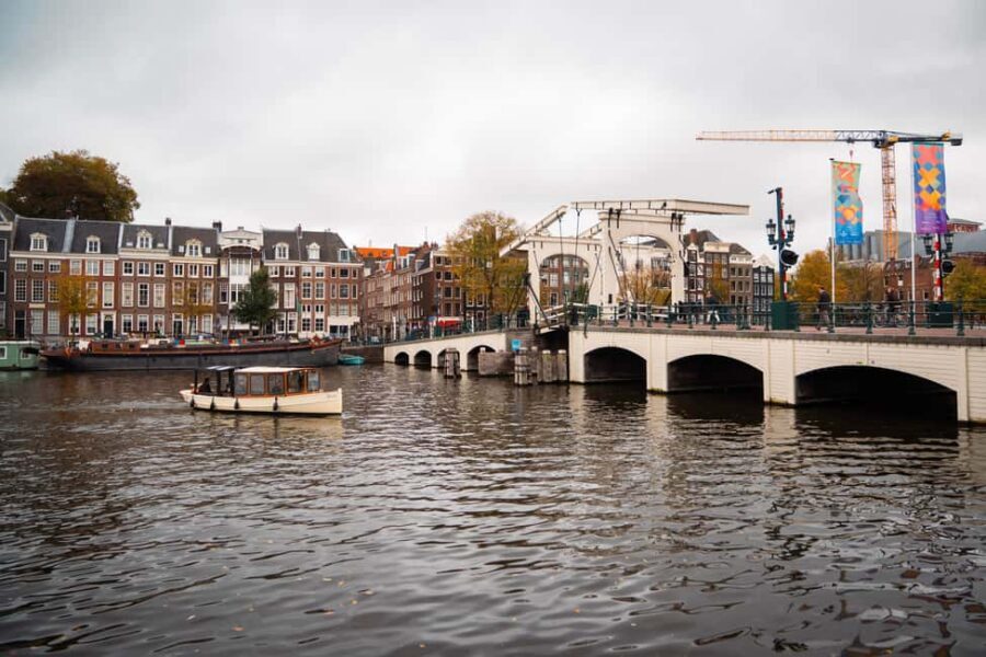 Amsterdam Canal Boat Tour with Live Guide - Key points before you go