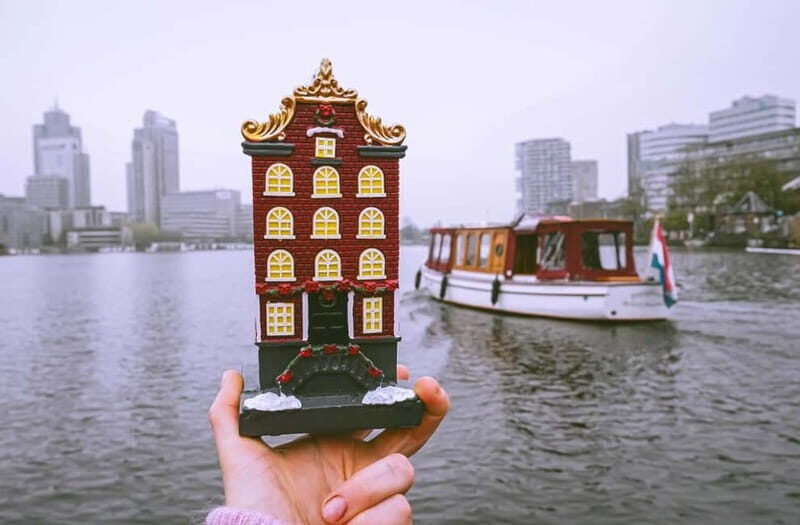 Amsterdam Canal Boat Tour with Live Guide - The boat setup: open roof, heating, and practical comfort