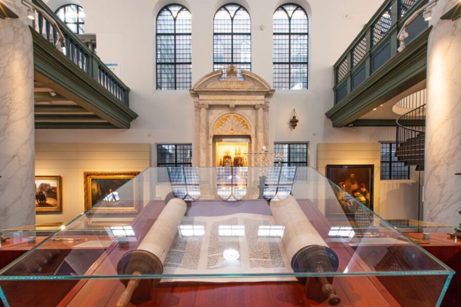 Amsterdam: Canal Cruise and Jewish Cultural Quarter Tickets - Getting your day to flow: cruise first, then quarter, or vice versa