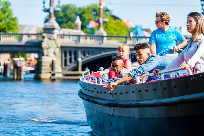 Amsterdam Canal Cruise in Open Boat with Unlimited Drinks Option - FAQ