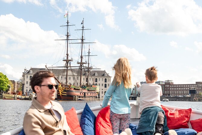 Amsterdam Canal Cruise with Live Guide and Two Drinks - Westerkerk, the skinny bridge, and Amstel River angles