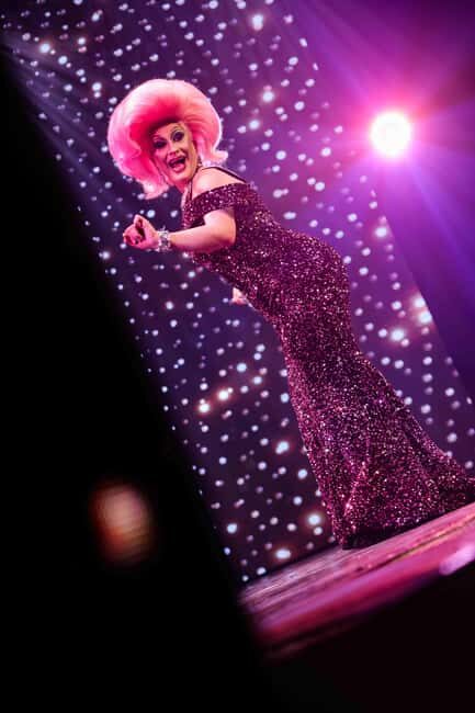 Amsterdam: "Chèri Chèri" - Biggest Drag Show in Europe Entry - Practical logistics: when to arrive and what to bring