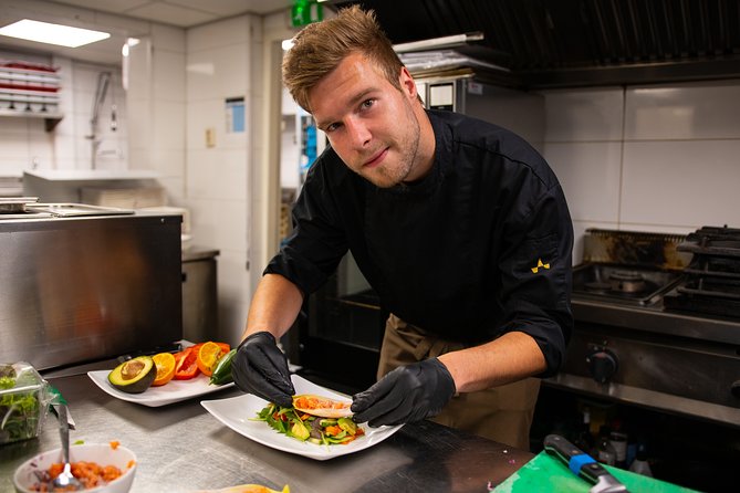 Amsterdam: Chocolate Fondue in the Dark - Where you meet: Amsteldijk 55 and a quick reset