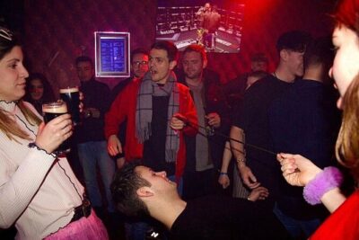 Amsterdam: City Centre Bar Crawl and Nightlife Experience - Stop 1: The Black Tiger at 8 pm and the Red Light crawl vibe