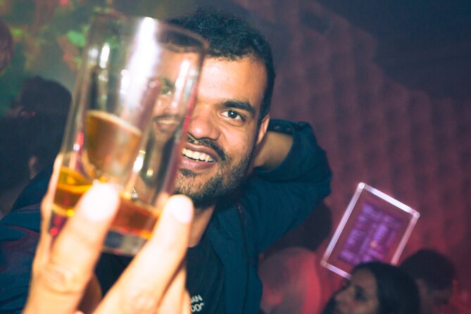 Amsterdam: City Centre Bar Crawl and Nightlife Experience - Meeting people: why the hosts matter as much as the bars