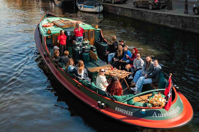 Amsterdam Classic Canal Cruise on a Historic Tugboat - The 75-minute route: how the canal ring tells Amsterdam’s story