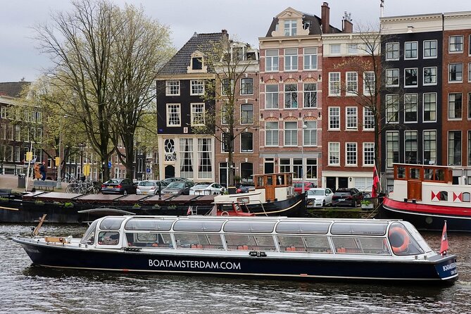 Amsterdam Classic Canal Cruise with Live Guide - Key things you’ll notice on this Amsterdam canal cruise