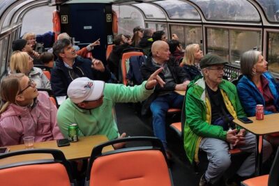 Amsterdam Classic Canal Cruise with Live Guide - What the boat experience feels like (and why the restroom changes everything)