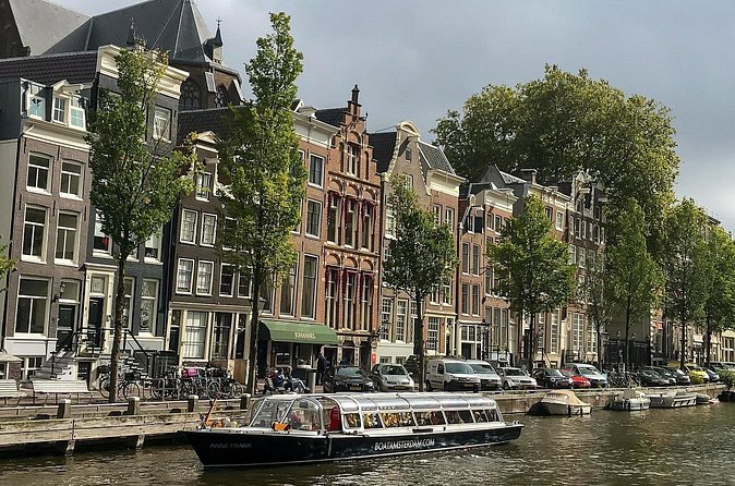 Amsterdam Classic Canal Cruise with Live Guide - Should you book Amsterdam Classic Canal Cruise with Live Guide?