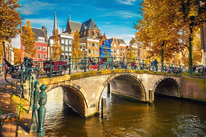 Amsterdam Classic Saloon Boat Cruise with Drinks and Cheese - Where you start: two departure points and slightly different routes