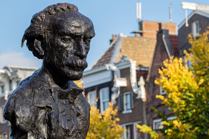 Amsterdam: Cultural Highlights in English/German/Italian - Anne Frank statue and the LGBTQ+ monuments: personal stories in public space