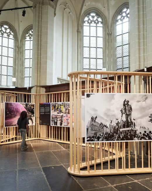 Amsterdam: De Nieuwe Kerk Entry Ticket - Meeting point and getting oriented fast