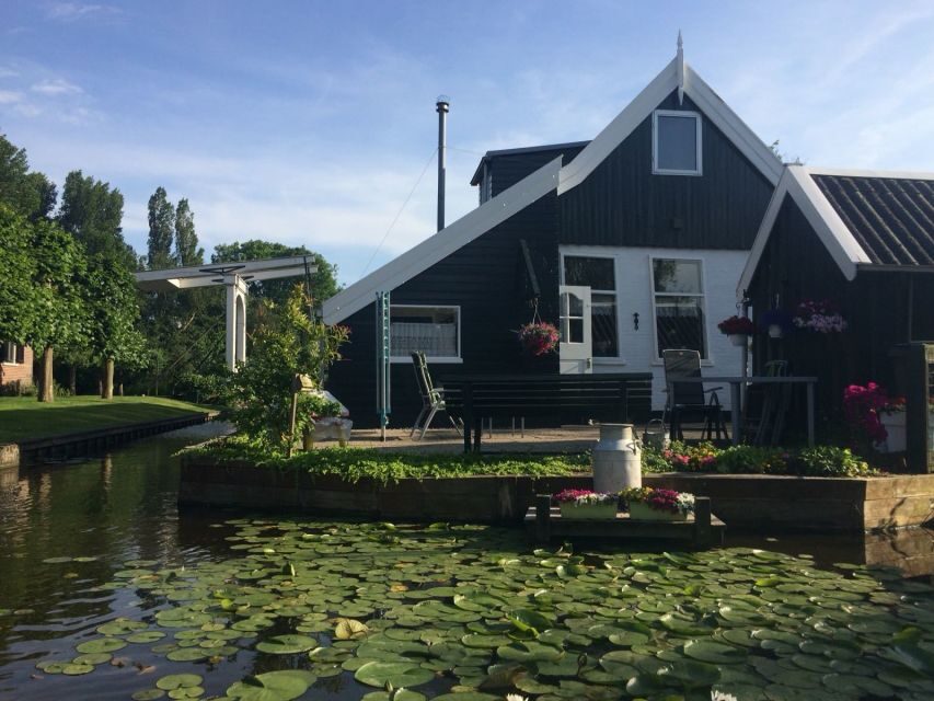 Amsterdam: Dutch Countryside Sunset Canoe Tour - The return trip: ending where you started, with another drink