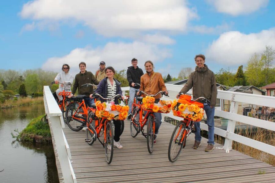 Amsterdam: E-Bike, Cheese, Windmill & Countryside Tour - The Ride Starts Right: Getting From Central Station to the Countryside