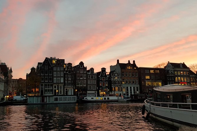 Amsterdam Evening Cosy & Small Cruise & Drinks and Bites - Sunset - The Captain Makes or Breaks It (So You’ll Want a Good Fit)