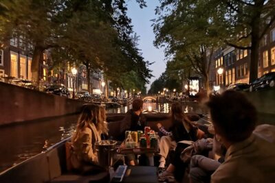 Amsterdam Evening Cruise in Small Group - The route: from the Amstel’s leaning icons to UNESCO’s canal belt