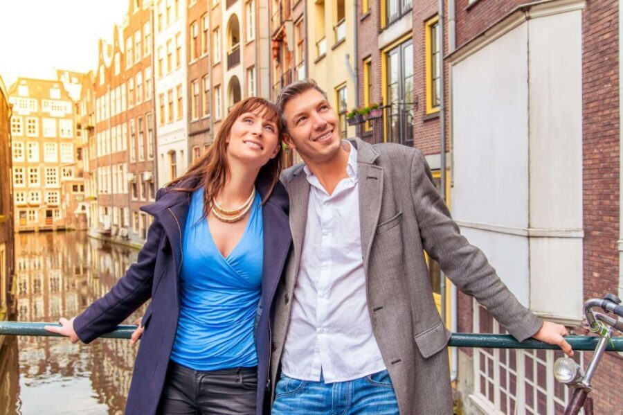 Amsterdam Family Friendly Historical Walking Tour - Key highlights at a glance