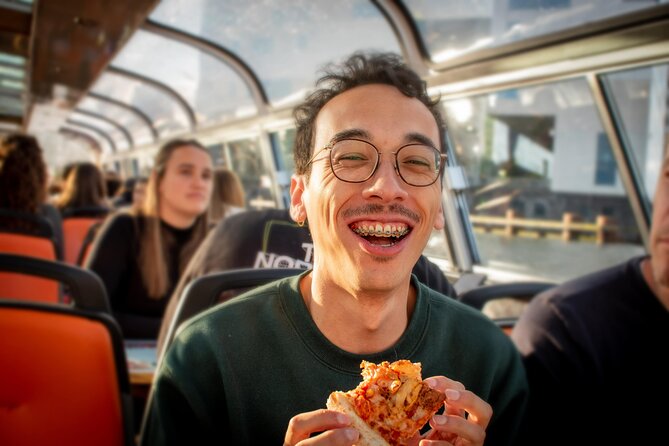 Amsterdam Guided Cruise with New York Pizza, Drinks and Ice Cream - Landmarks after dark: what you’ll see from the canal belt