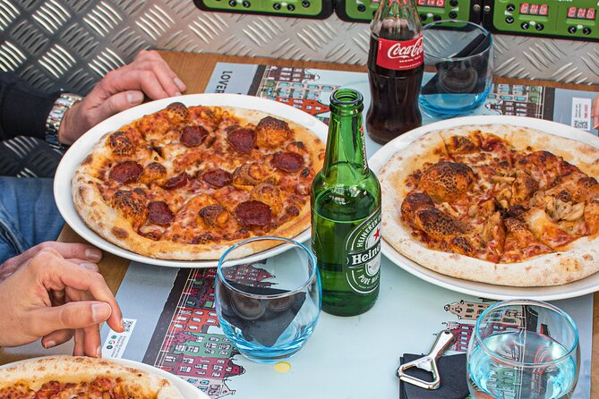 Amsterdam Guided Cruise with New York Pizza, Drinks and Ice Cream - What’s included: pizza, drinks, and cookie dough ice cream