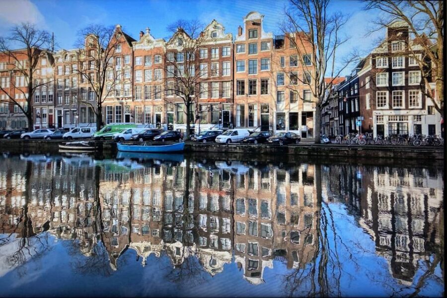 Amsterdam: Guided Off-The-Beaten-Track Walking Tour - Jordaan and Noordermaarkt: Markets, 9 Straatjes, and the Feeling of Being Local
