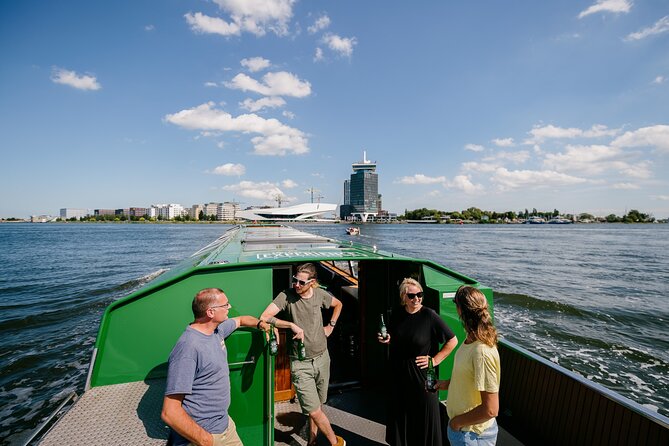 Amsterdam Heineken Cruise with 1 Heineken, Snacks, Live Guide - Heineken in hand: what you actually get in 45 minutes