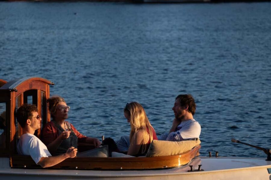 Amsterdam: Hidden Gems Canal Cruise - The Captain’s Stories Are the Real Itinerary