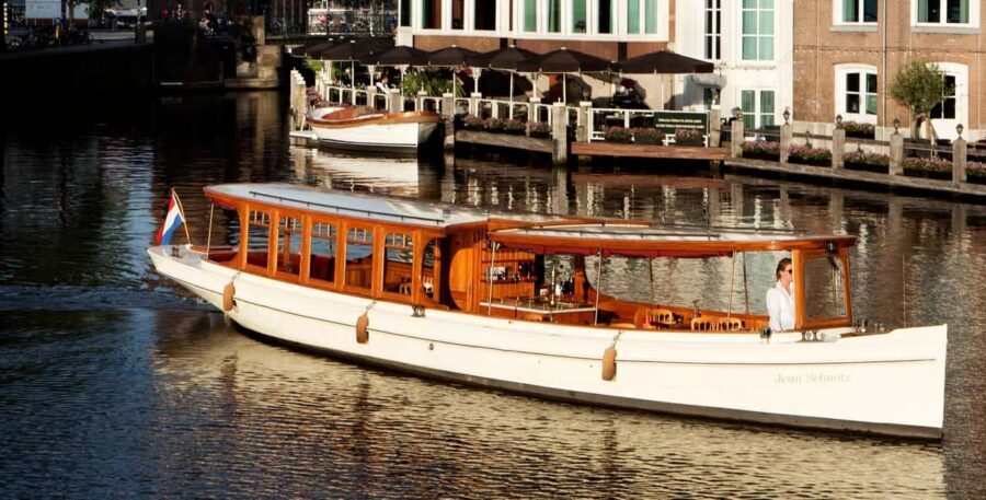 Amsterdam: High-End 3-Course Dinner Canal Cruise - Should You Book This Amsterdam Dinner Canal Cruise?