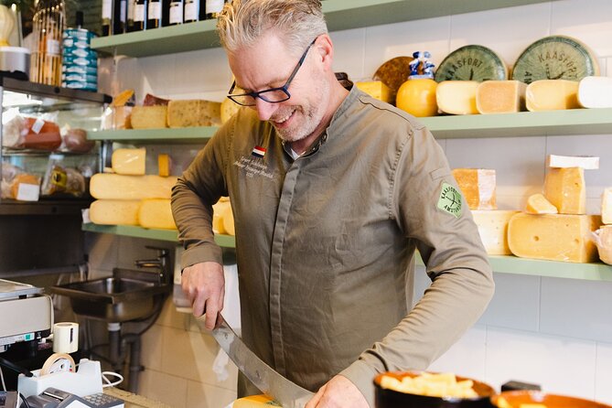 Amsterdam High-End Dutch Food & History Tour - Up to 8 guests - Sunday and Monday route: grillworst crunch, Holtkamp croquette, and spekkoek