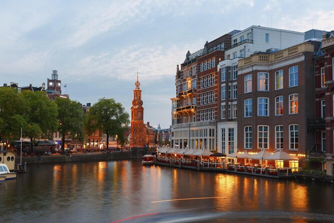 Amsterdam Highlights Canal Cruise with a Drink - Key highlights that matter on the day